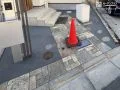 ファサードをローメンテナンス化するスリットの舗装リフォーム工事