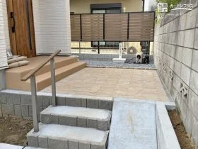 安心とデザイン性を両立した玄関アプローチ[施工後]