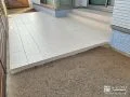 家族全員が安心して使えるタイルデッキ