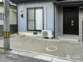 土のままの庭にコンクリートを打ち快適な駐車スペースにした工事