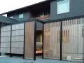 スクリーンフェンスでゆるやかに空間を間取り目隠しをした工事