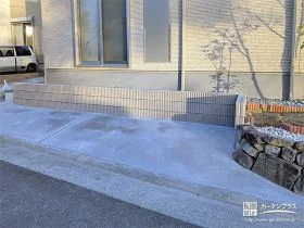 植栽スペースを削り快適な駐輪スペースへとリフォームした工事