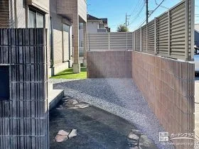玄関前の雑草対策[施工後]
