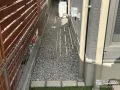 雑草対策ですっきりと整えた犬走り
