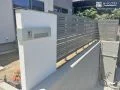 住まい全体を品よく引き立てる目隠しフェンス