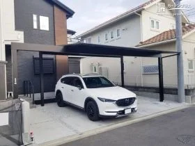 お住まいを引き立てる梁を延長したかっこいいカーポート[施工後]