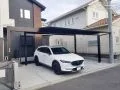 お住まいを引き立てる梁を延長したかっこいいカーポート