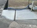 道路から敷地にスムーズに入れる進入路橋