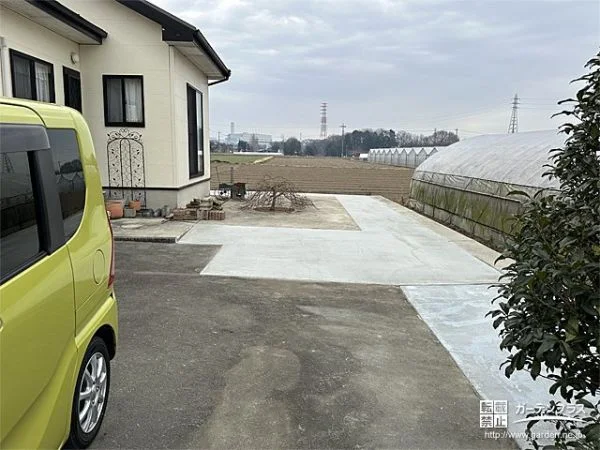 建物周りの全体にコンクリートを打ちローメンテナンス化した工事