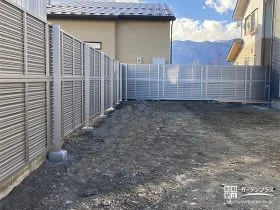 雑草対策を施しプライバシーを守るフェンスを設置したお庭工事