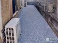犬走りに雑草対策を施しローメンテナンス化