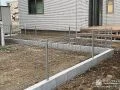 メッシュタイプのフェンスと門扉で軽やかに敷居境界を示した工事
