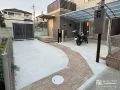 雨対策もバッチリ！カーポートで守る広々駐輪スペースへリフォーム工事