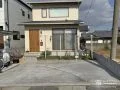 砂利敷きだった駐車スペースに土間コンクリートを打設した工事