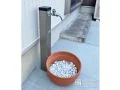 シンプルな角柱デザインの立水栓