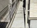 犬走りに防草シートと砂利を敷設し雑草の発生を防止