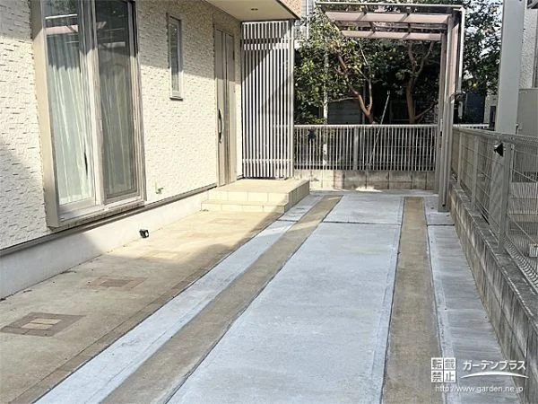 駐車スペース全面をコンクリートにしたローメンテナンス化工事