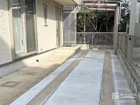 駐車スペース全面をコンクリートにしたローメンテナンス化工事