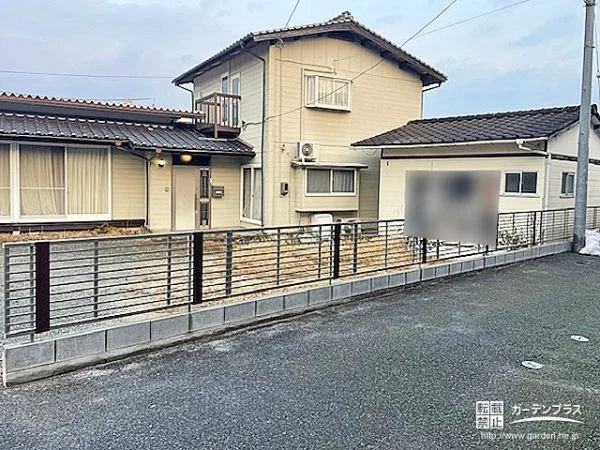 道路境界を明確にし安心感を高めたシンプルなフェンス設置工事