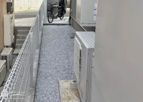 雑草対策で清潔に保つ犬走り[施工後]