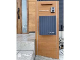 シックなコントラストが魅力な機能門柱[施工後]