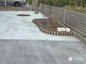 季節の彩りを楽しめる植栽スペース[施工後]