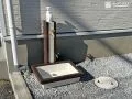 ナチュラルな風合いがお住まいによくなじむ木目調の立水栓