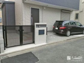 建物と調和するシンプルモダンな新築外構