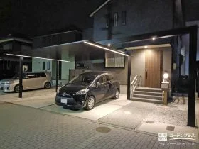 住まいの顔となる夜のファサードを美しく演出する照明[施工後]