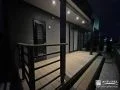 昼と夜で異なる表情を楽しめるテラス周り