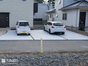 シンプルな中にも温かみのあるレンガ目地の駐車スペース[施工後]
