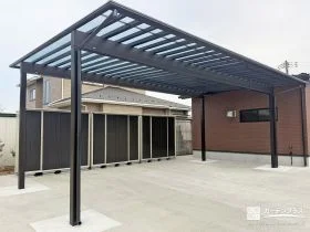 無駄のない動線で日常の動きが格段に快適な駐車スペースのリフォーム工事
