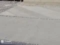 わんちゃんの足跡がそっと玄関へと続く玄関アプローチ