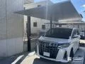 必要なときだけ自動で点灯するスタイリッシュなカーポート
