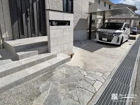 グレーで魅せる洗練されたモダンなファサードリフォーム工事