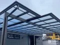 雨の日もスムーズに乗り降りできるカーポート
