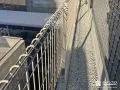 雑草対策を施しお手入れの手間がかからない犬走り