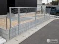 ラフなかっこよさを演出するアメリカンフェンス