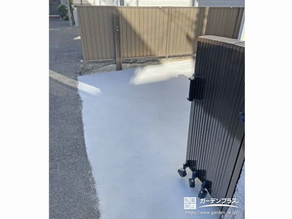 ノンレールタイプのカーゲートで敷地内の防犯性を高めた工事