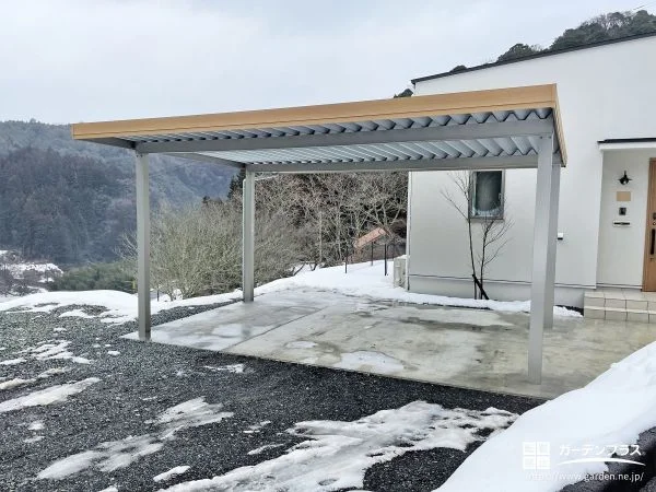 耐久性が高く雪の多い日も安心なカーポートと物置の設置工事