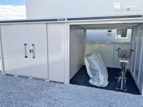 収納と駐輪スペースを一体化した物置[施工後]