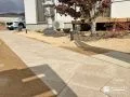 和の雰囲気を残したお庭にもすっとなじむユニークな玄関アプローチ