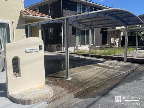 真夏の日差しも軽減するカーポート