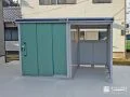 収納と屋根付きスペースが一体となった物置