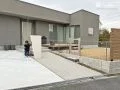 ご家族の時間を大切に。温かみのあるナチュラルな新築外構