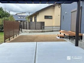 家族で過ごすリラックス空間としてぴったりなウッドデッキ[施工後]