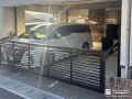 跳ね上げ式かつリモコン操作可能で便利なカーゲートの設置工事