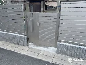 空間を無駄なく使える敷地全体に統一感をもたらす門周り[施工後]