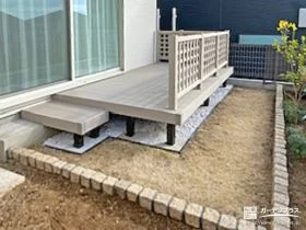 フェンスとステップを付けお子様にも優しいアウトドア空間工事