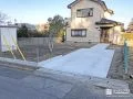 土間コンクリートの打設により足元が安定した駐車スペース工事